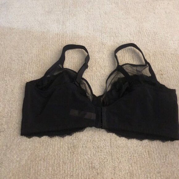 New w/o Tags | Black Bra | Size 42DD - Picture 3 of 4